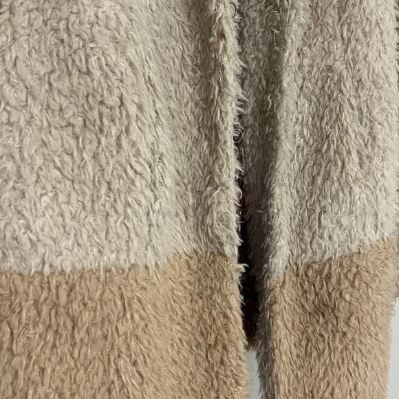 Anthropologie two toned teddy coat - Picture 3 of 3